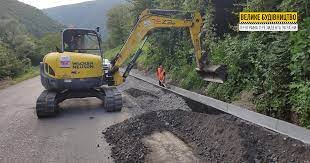 На автошляху Р-21 Долина – Хуст активно тривають ремонтні роботи (ВІДЕО)