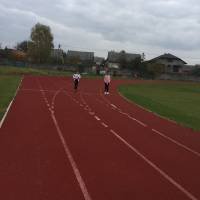 В Тячеві відбулися легкоатлетичні змагання "Естафетна паличка 800 м " серед учнів шкіл громади