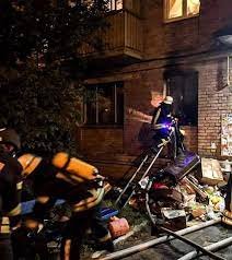 В Ужгороді горіла квартира на першому поверсі