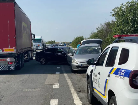 На трасі Київ-Чоп сталася ДТП