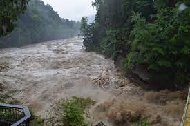 Рятувальники Закарпаття оголосили відразу два попередження