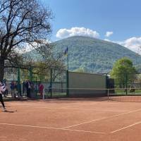 На кортах Тячева відбувся Регіональний турнір «Відкрита юнацька першість Закарпатської області з тенісу».