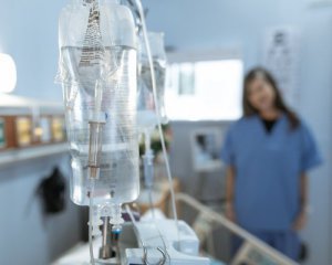 Гепатит A в Україні: хворих побільшало, джерело зараження досі шукають