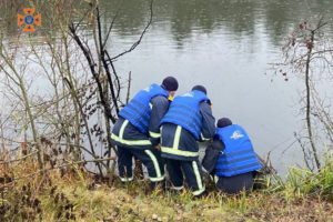 У Тисі шукають тіло потопельника: залучено водолазів з Хуста