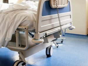 На Закарпатті у лікарні померла 33-річна жінка, яку жорстоко побив її колишній чоловік