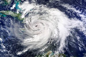 Планету чекає пекельний сезон ураганів: активність штормів становитиме неймовірні 170%