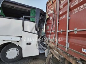 Автобус з українцями потрапив у ДТП в Румунії: є постраждалі (ФОТО, ВІДЕО)