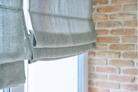 як вибрати римські штори в спальню