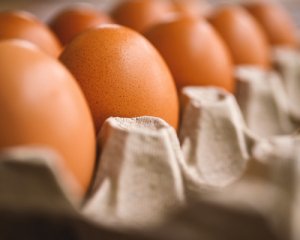Великодній бум: ціни на яйця в Україні вже злетіли до 100 грн