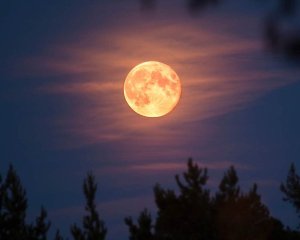 Гігантські літери "X" та "V" з'являться на Місяці: Коли і як спостерігати?