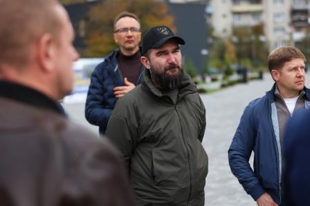 Військовослужбовець, нардеп та екоактивіст Олександр Юрченко підтримав розвиток вітряків на Закарпатті