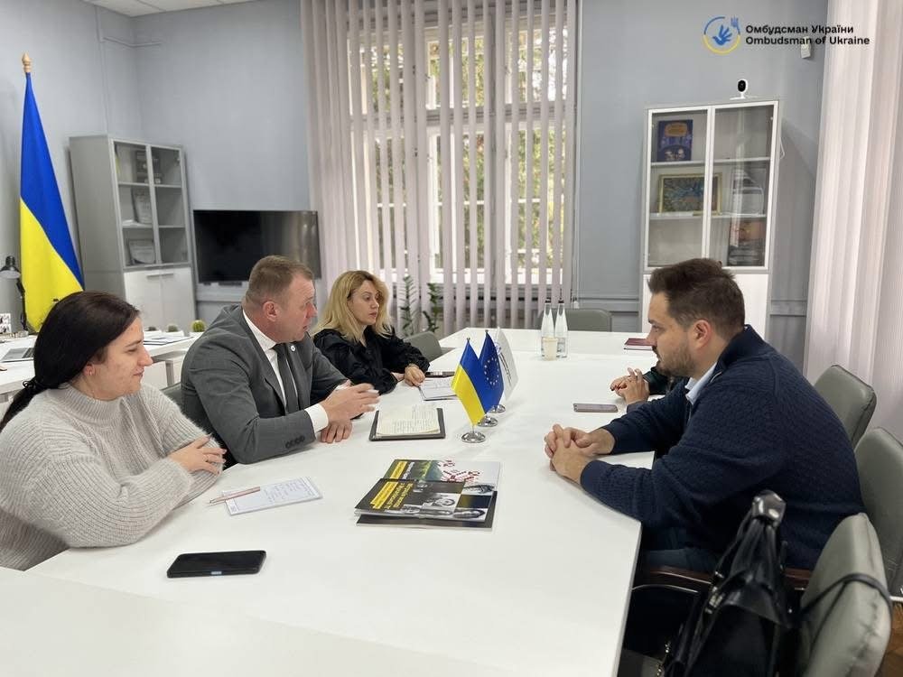 Діалог заради змін: Представництво Омбудсмана та ГО «3.5 відсотків» об’єднали зусилля для підтримки молоді