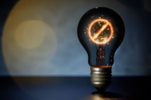 Чому на Закарпатті відключають світло, хоча до нас «нічого не прилетіло»? (ВІДЕО)