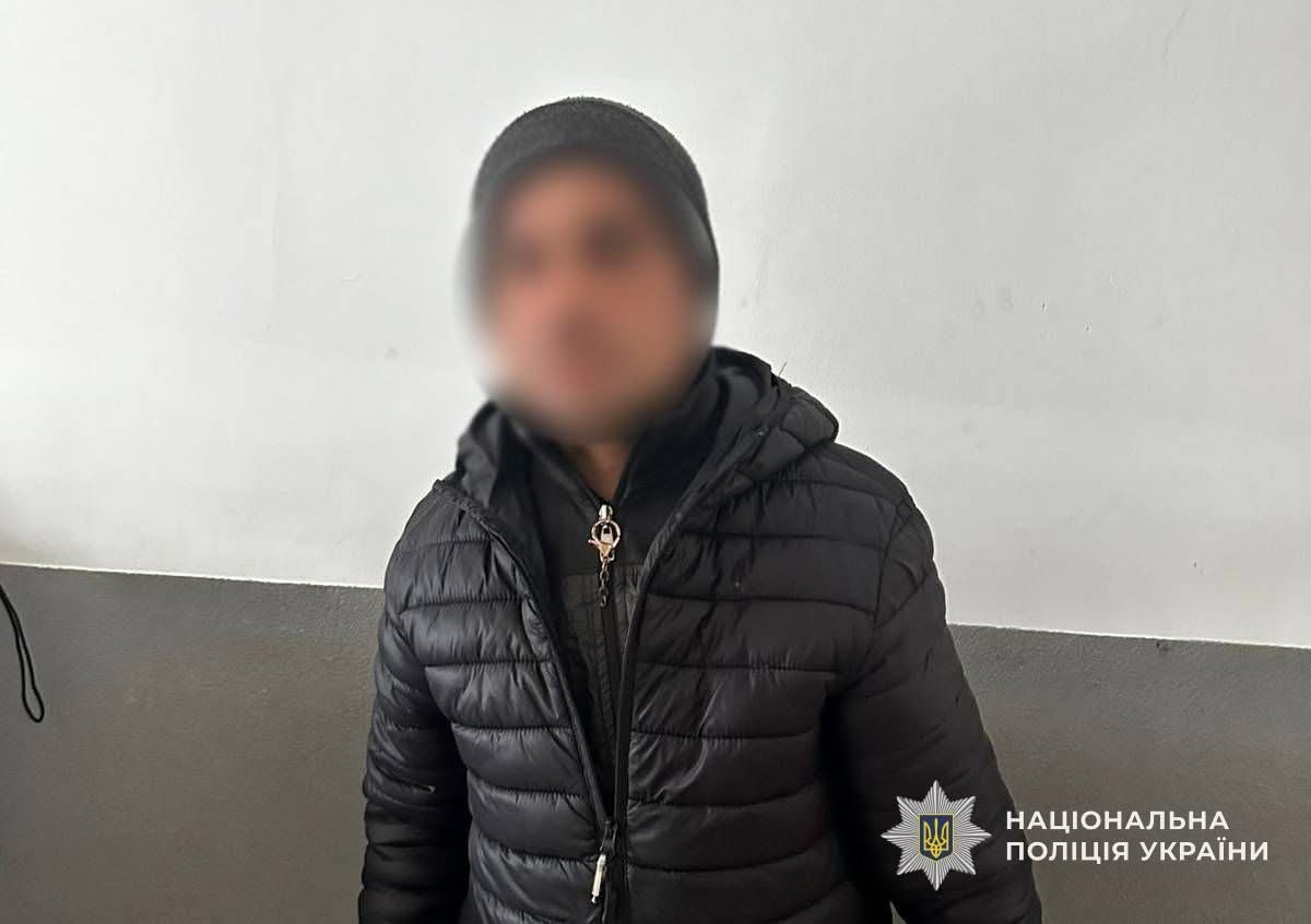 У Виноградові з палати лікарні викрали телефон: поліція швидко знайшла злодія