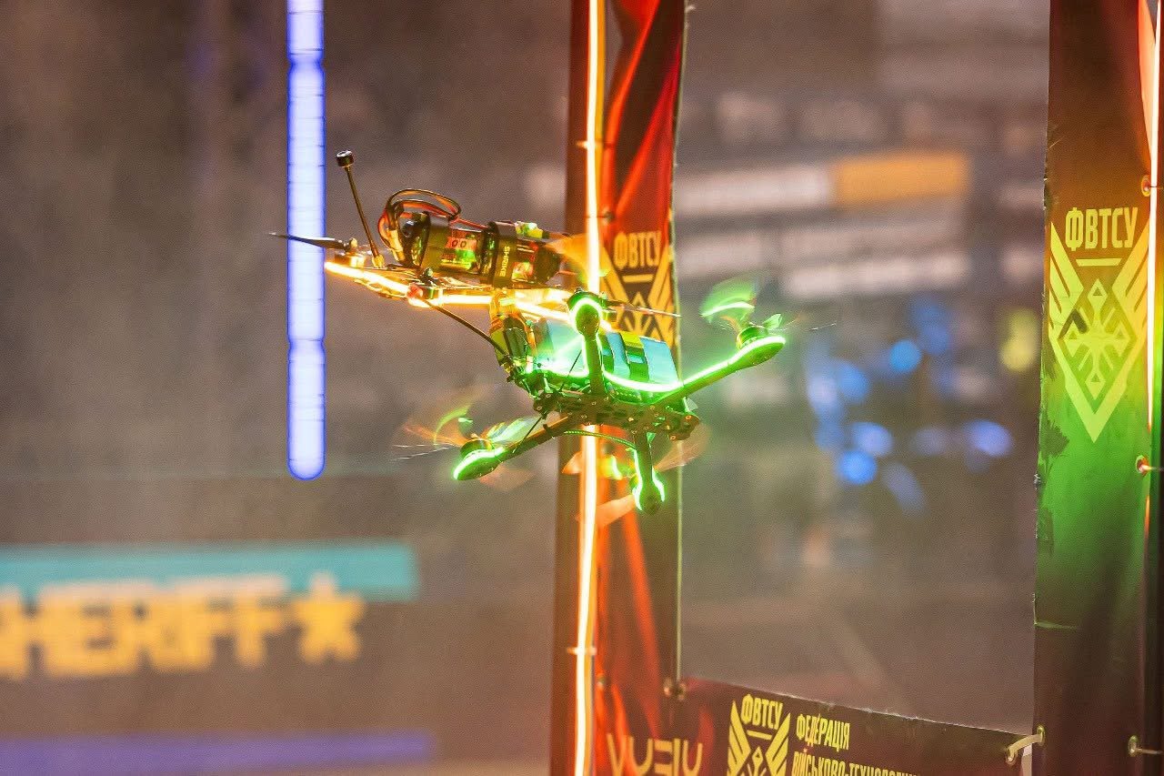 13-річний ужгородець став призером першого Чемпіонату України з дрон-рейсингу