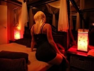 Пенсіонер влаштував у власному помешканні “дім розпусти”: як його покарали