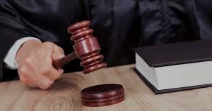 Закарпатець виграв суд у Чопської міської ради і отримає 54 тис. грн за ДТП на ремонтуваній дорозі