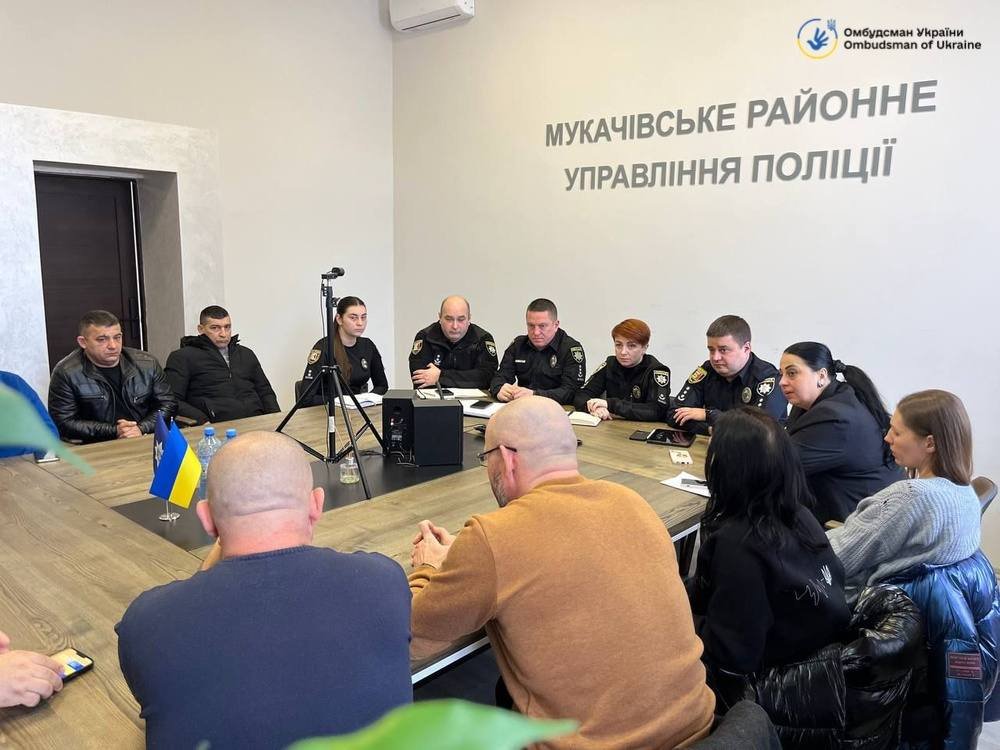 Поза межами стереотипів: на Закарпатті запустили «детектор конфліктів» між поліцією та ромами