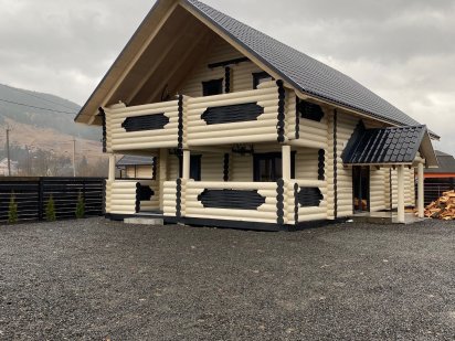 Нерухомість у Міжгір’ї 2026: реальні ціни, де краще купувати та що з орендою?