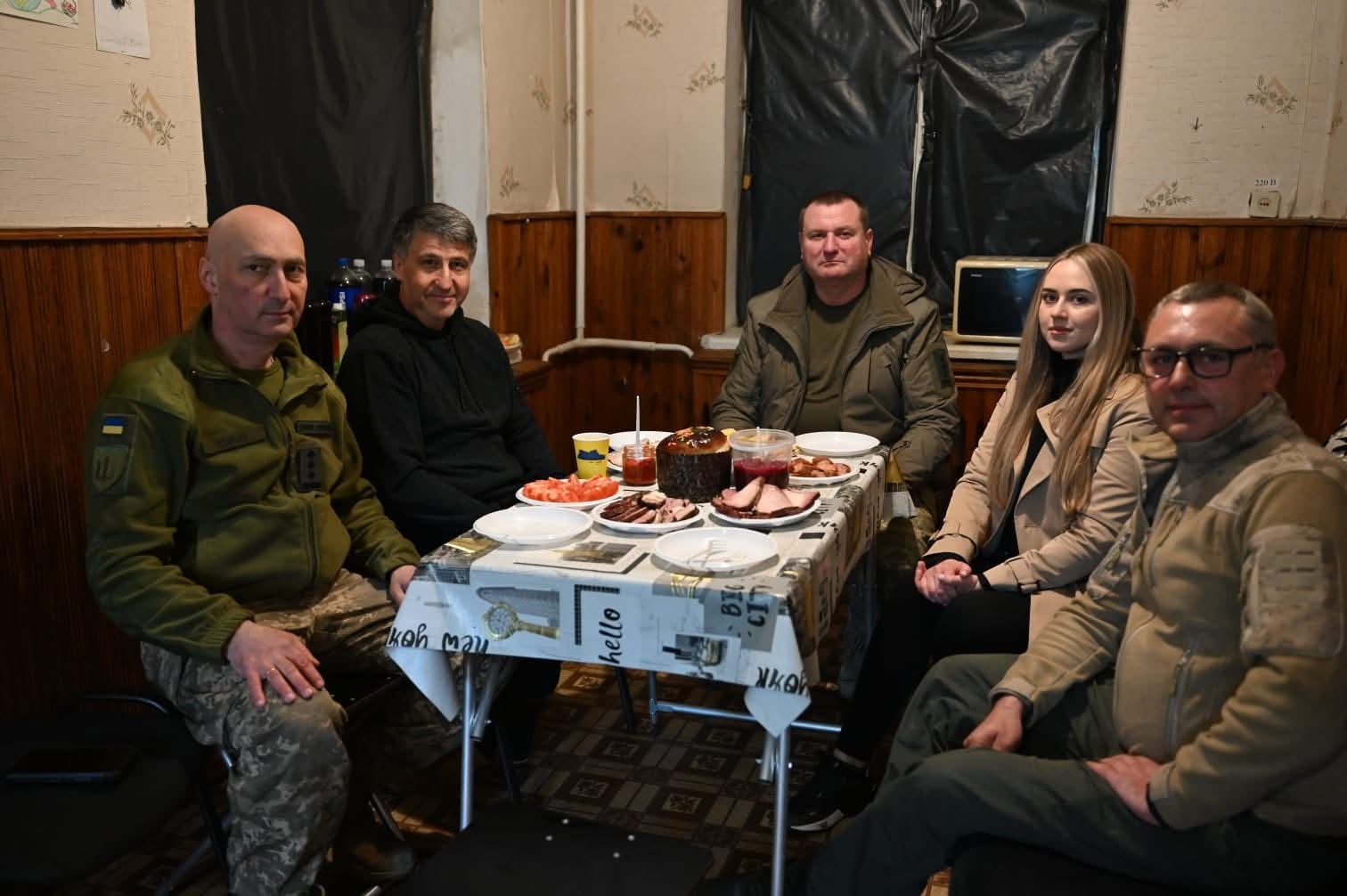 Великдень разом із Героями: Мирослав Білецький відвідав бійців 101-шої бригади ТрО на Закарпатті