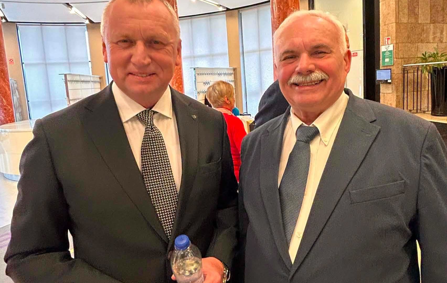 100 хвилин, що змінюють долі: у Будапешті відбулася благодійна подія за участі Закарпаття