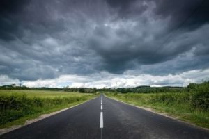 Гроза на Закарпатті: таємниці травневого неба — чому ми чуємо грім, але не бачимо блискавок