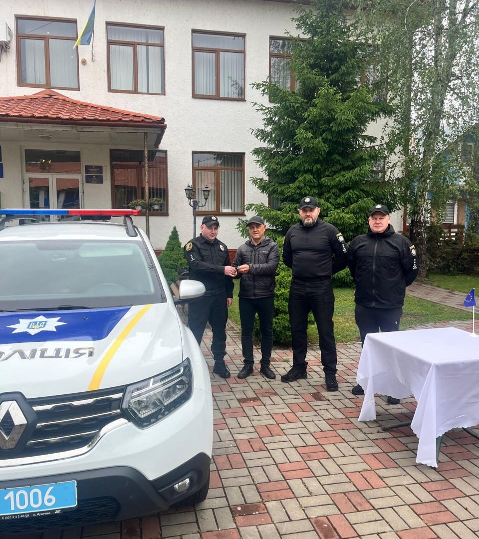 Поліцейський поруч із людьми: на Тячівщині відкрили новий пункт офіцера громади — що це змінить для жителів