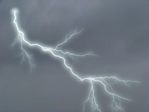 Погода на Закарпатті 7-9 серпня: грози, град та зниження спеки