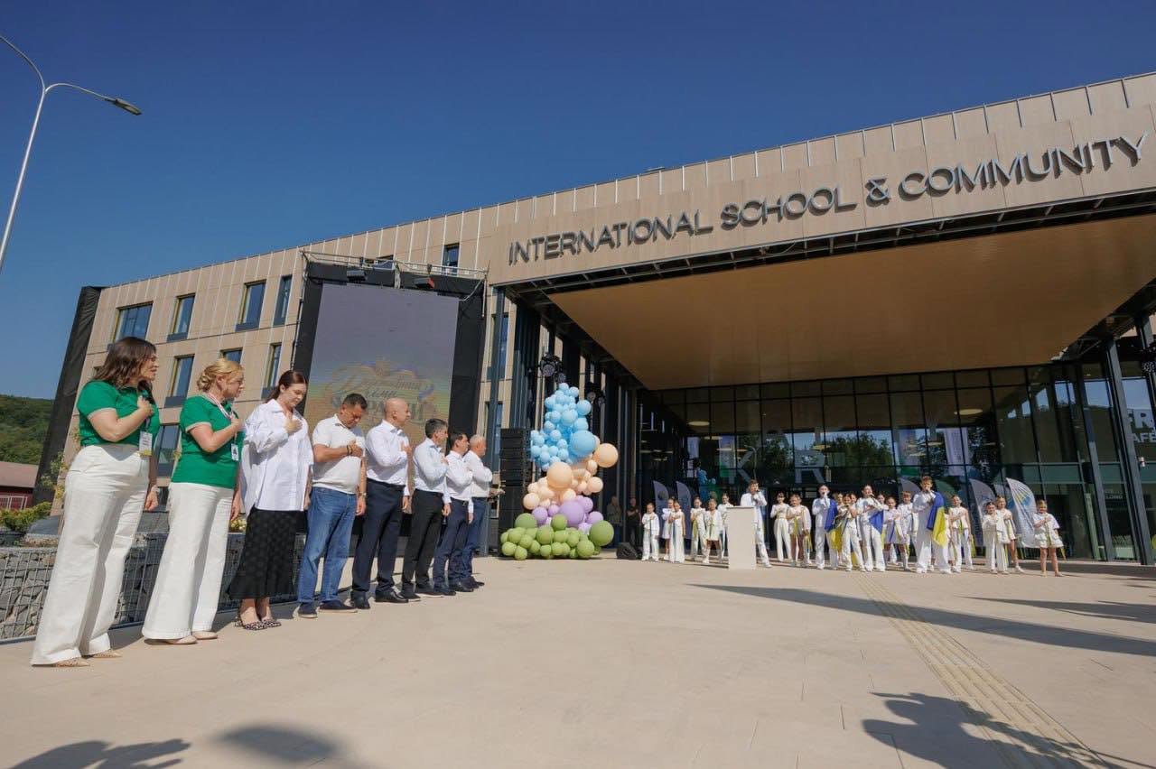 Прорив у сфері освіти: у Перечині відкрили інноваційну KARPATY International School & Community Space