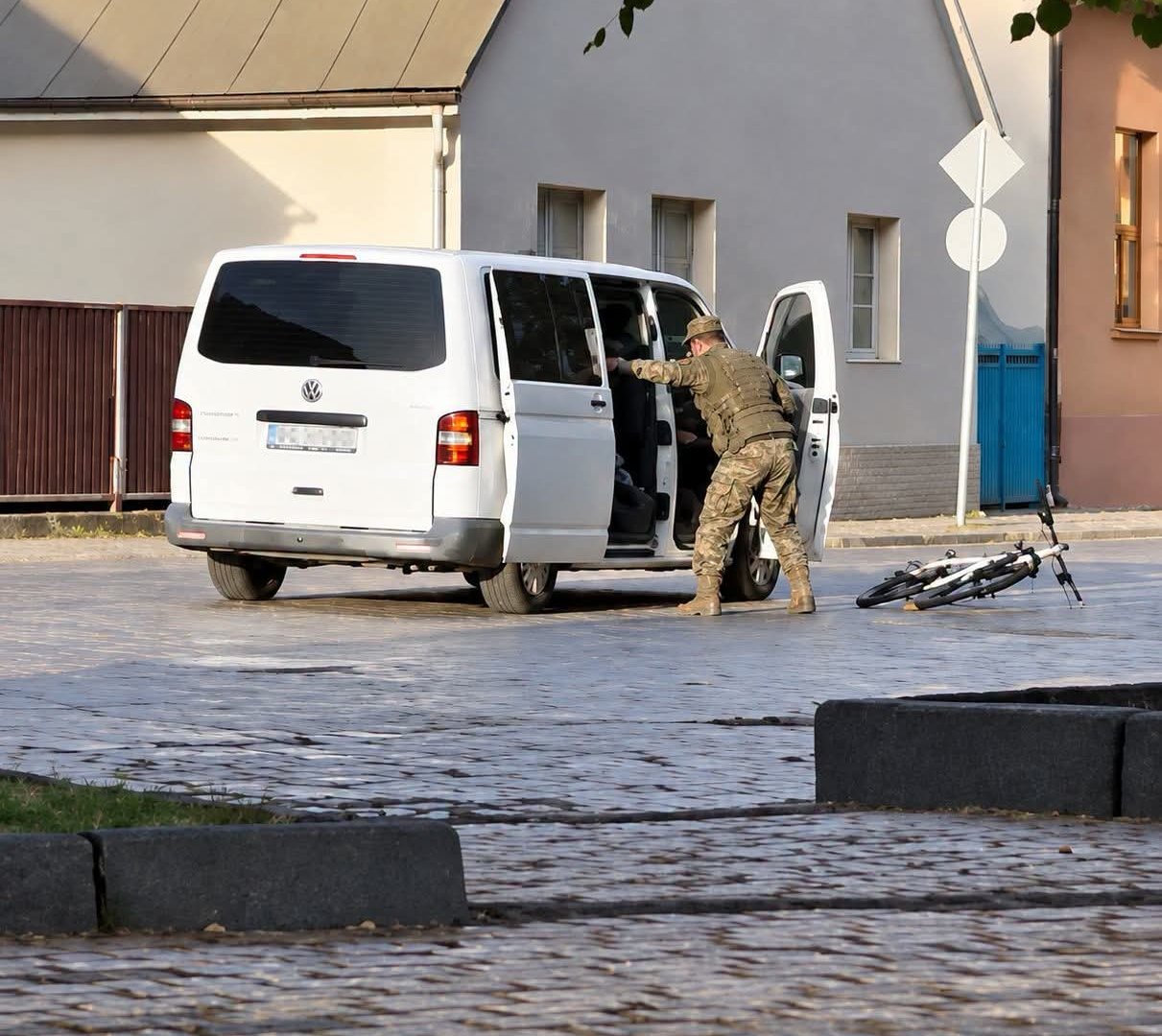 Скандальне затримання велосипедиста у Мукачеві: працівників ТЦК покарали штрафами