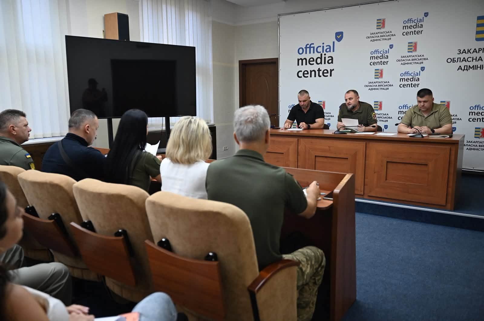 У Хусті зведуть особливий меморіал для матерів полеглих Героїв: емоційна ініціатива ОК «Захід»