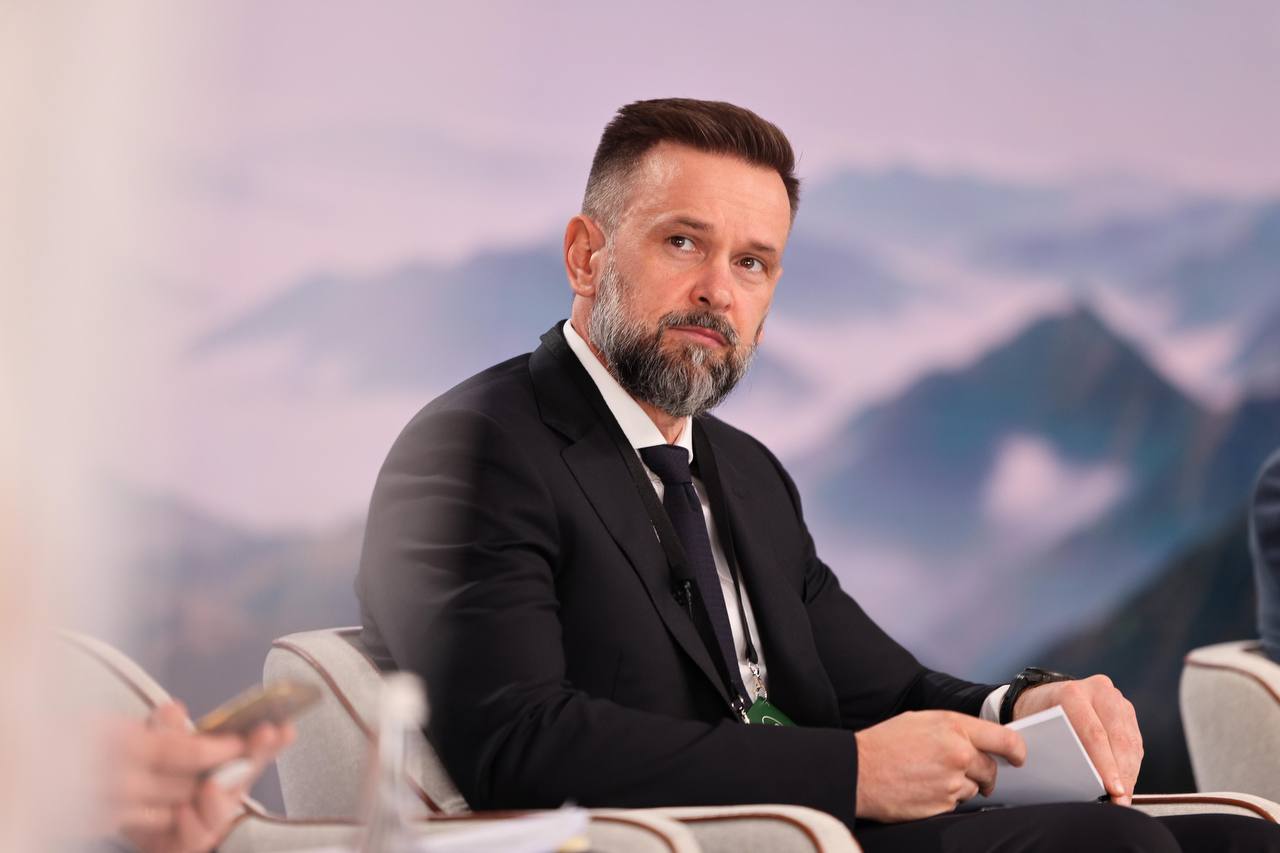 Віктор Микита: «Карпатська вісімка» відкриває нові можливості для Закарпаття — представлено проєкти на €40 млрд